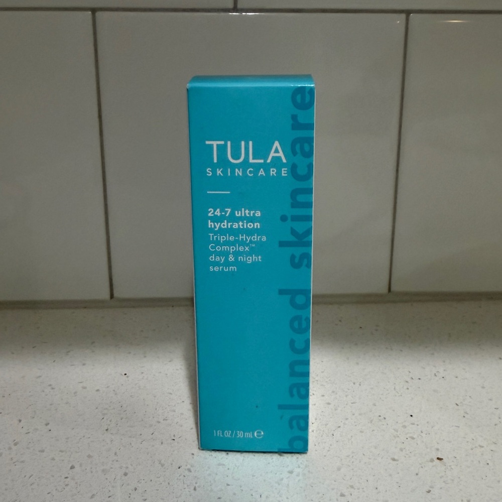 TULA Skincare 24-7 Ultra Hydration
Triple-Hydra Complex™ day & night serum